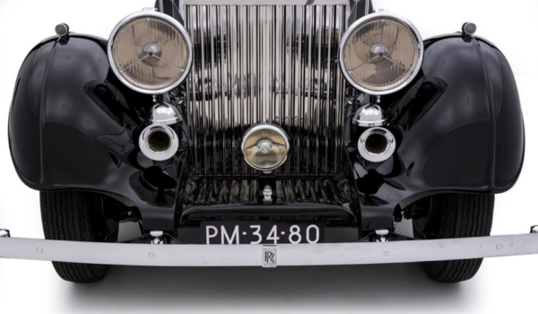 Rolls-Royce Phantom II front