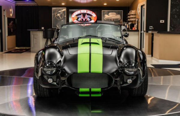 Shelby Cobra front