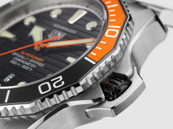 TAG Heuer Aquaracer Professional 1000 Superdiver - Image 2