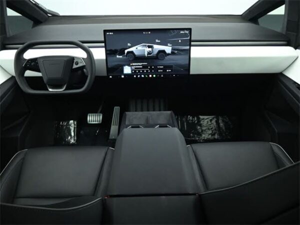 Tesla Cybertruck cockpit