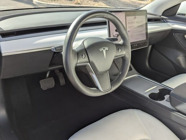 Tesla Model 3 cockpit