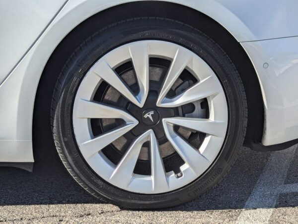 Tesla Model 3 wheel