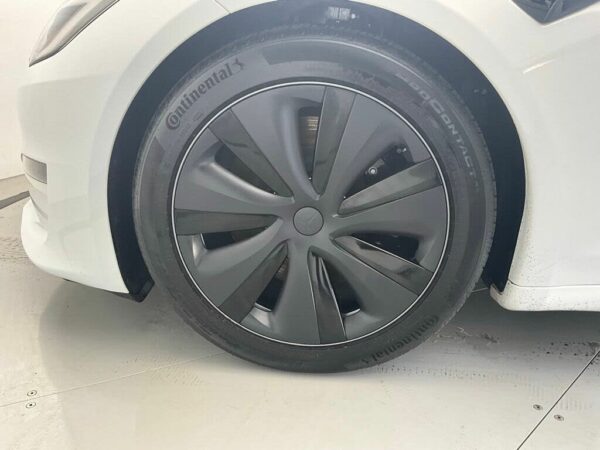 Tesla Model S wheel