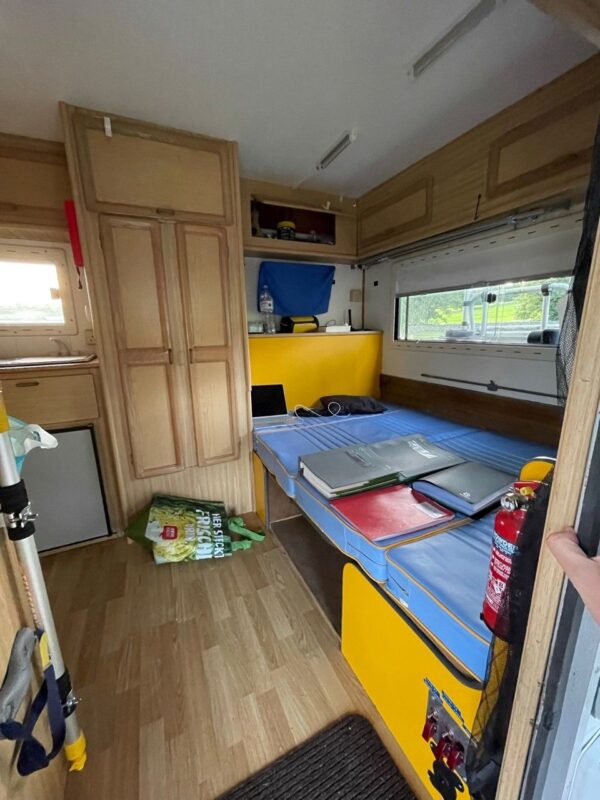 Unimog U1300L bedroom