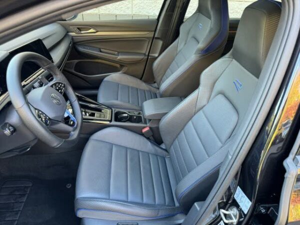 Volkswagen Golf front seat