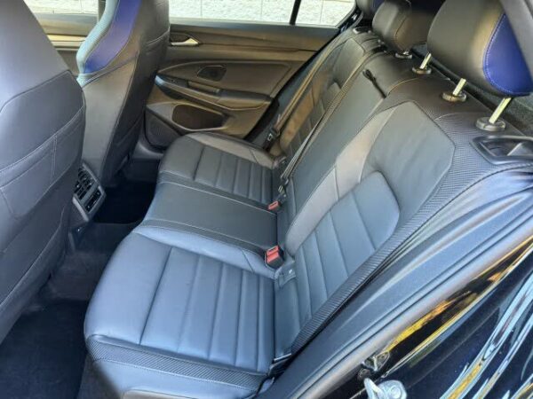 Volkswagen Golf rear seat