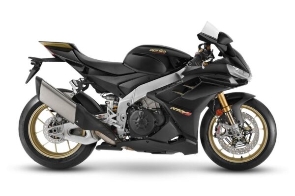 Aprilia RSV4 1100 side view