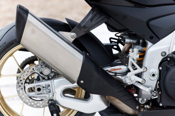 Aprilia RSV4 1100 muffler