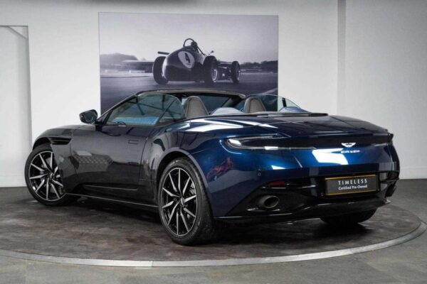 2018 Aston Martin DB11 V8 Volante - Image 4