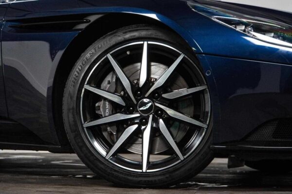 Aston Martin DB11 wheel