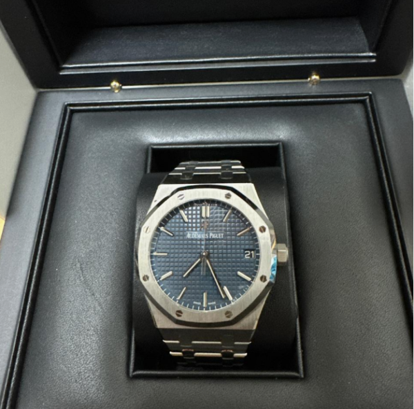 Audemars Piguet Royal Oak actual photo