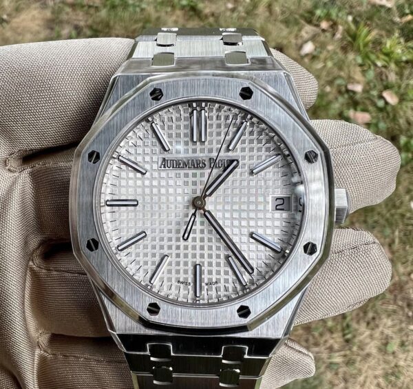 Audemars Piguet Royal Oak Self-winding actual photo