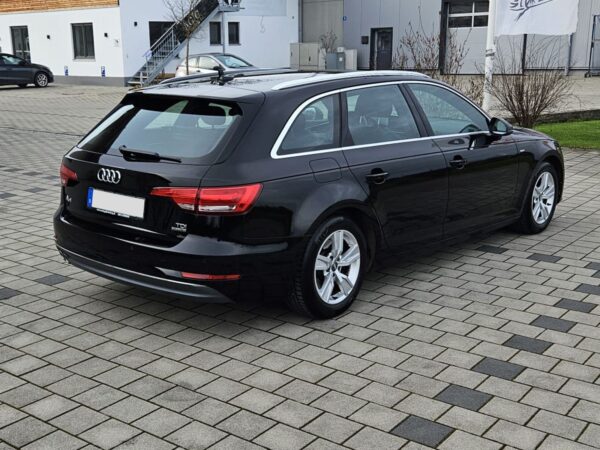 Audi A4 exterior