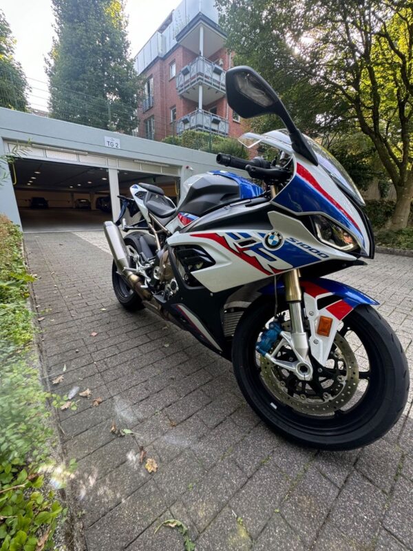 BMW S1000RR