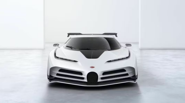 Bugatti Centodieci front