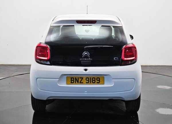 Citroen C1 back