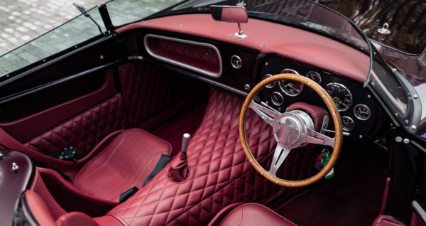 Evanta Barchetta cockpit