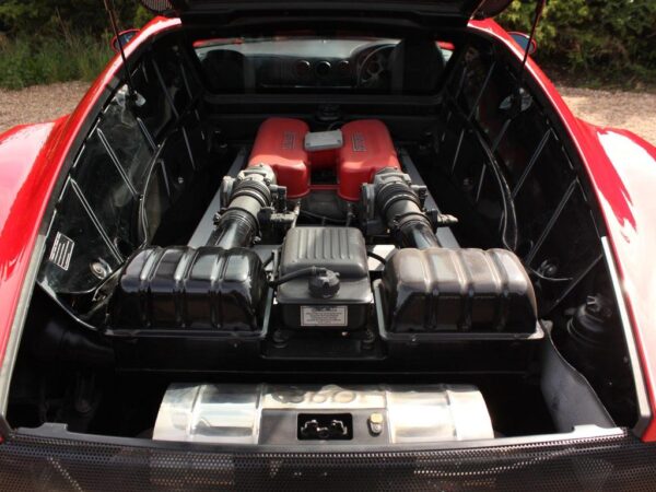 Ferrari 360 Modena engine