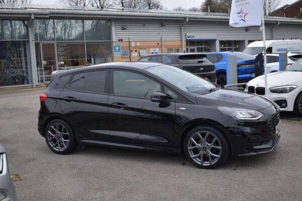 Ford Fiesta ST-Line X side