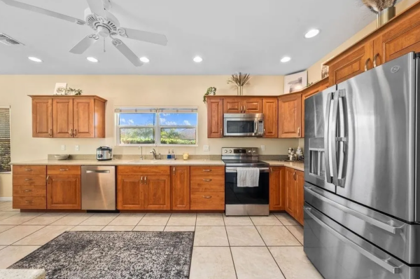 Hawaii United States House kitchen