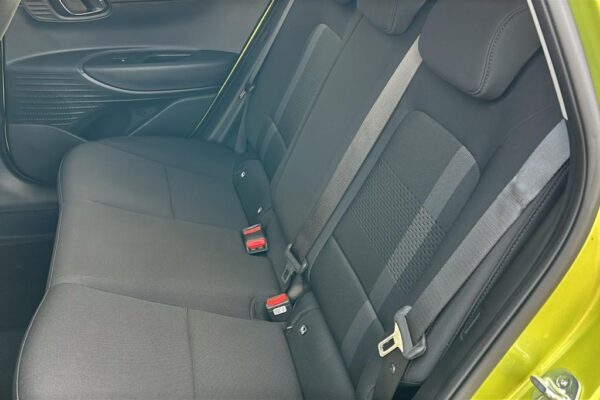 Hyundai i20 rear seat