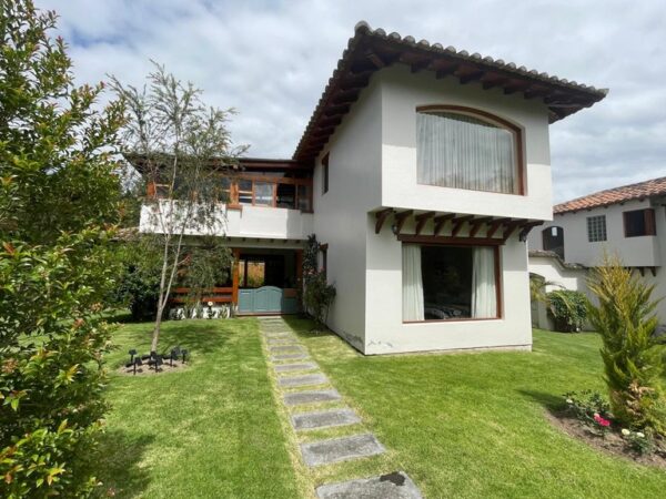 Imbabura Ecuador House bitcoin, crypto, luxury homes