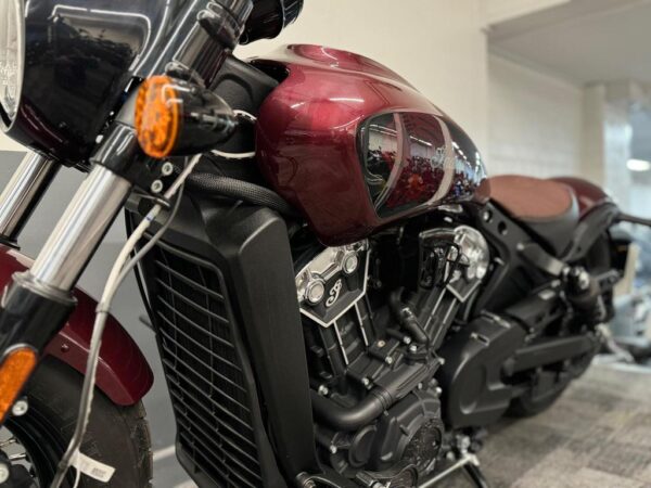 Indian Scout Bobber fuel tank