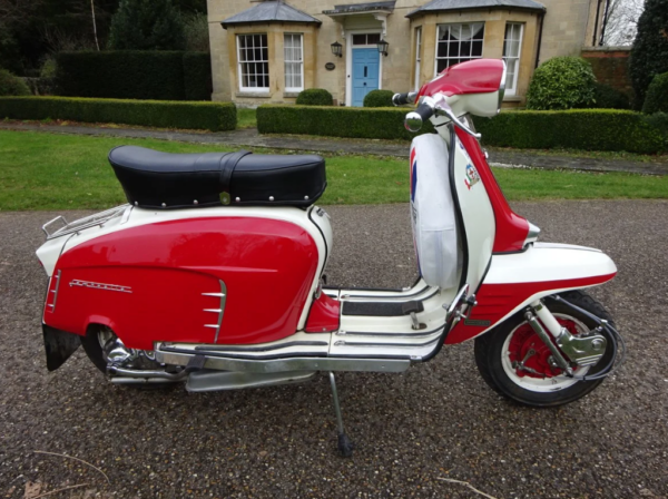 Lambretta LI150 side