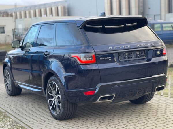 Land Rover Range Rover exterior