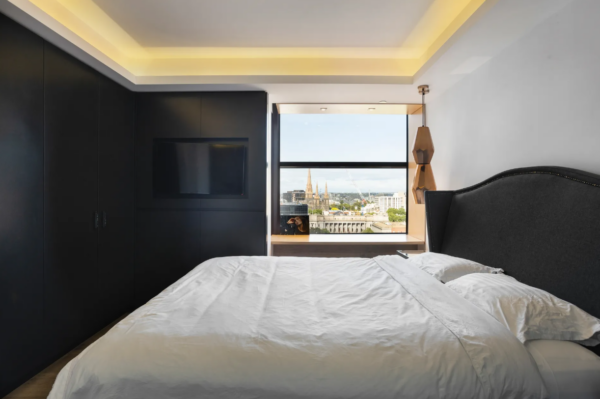 Melbourne Australia Penthouse bedroom