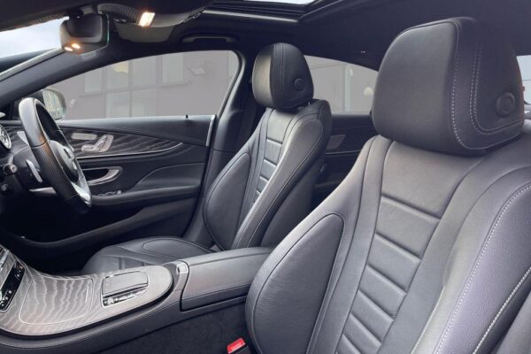 Mercedes-Benz CLS 400D front seat