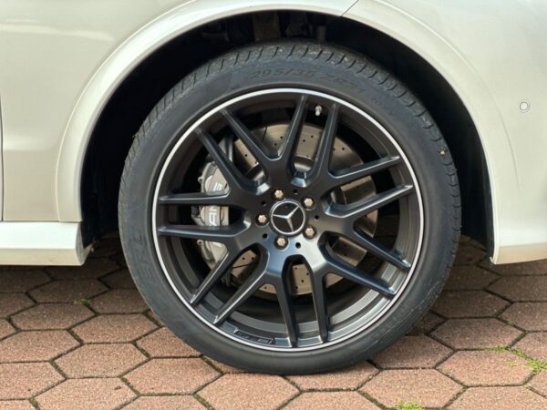 Mercedes-Benz GLE 63 wheel