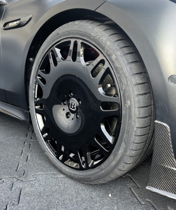 Mercedes-Benz S 63 wheel