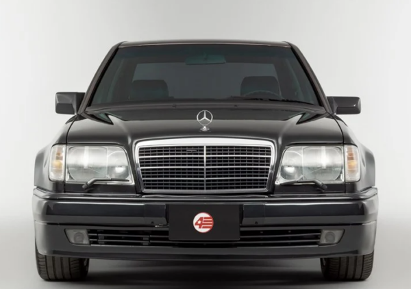 Mercedes E500 front