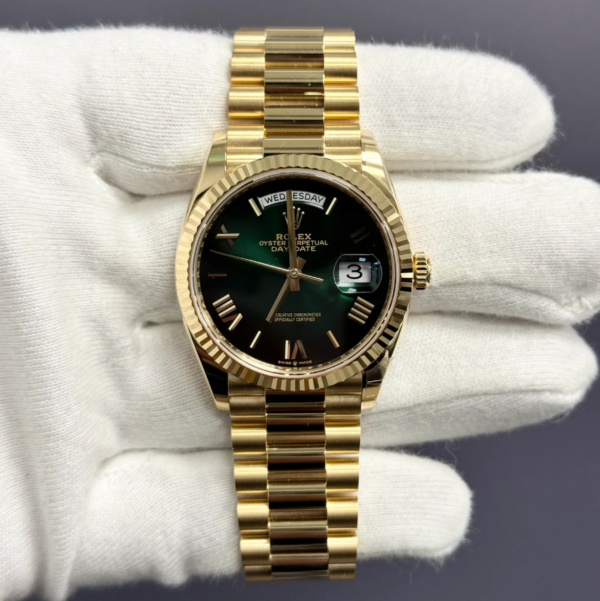 Rolex Presidential Day-Date 36 Gold Green Dial band