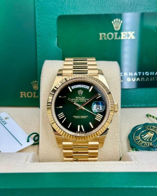 Rolex Presidential Day-Date 36 Gold Green Dial box