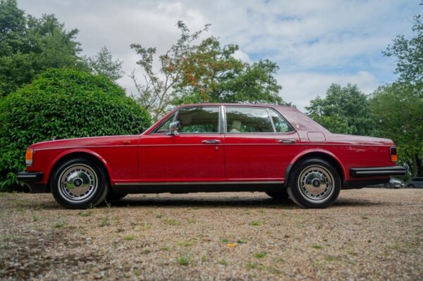 Rolls Royce Silver Spirit II side