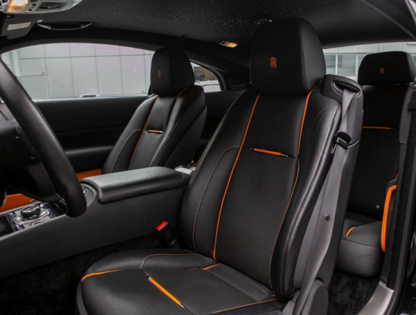 Rolls-Royce Wraith front seat