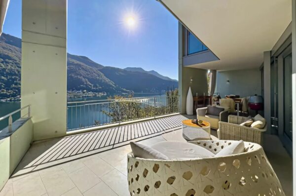 Vico Morcote Switzerland House balcony