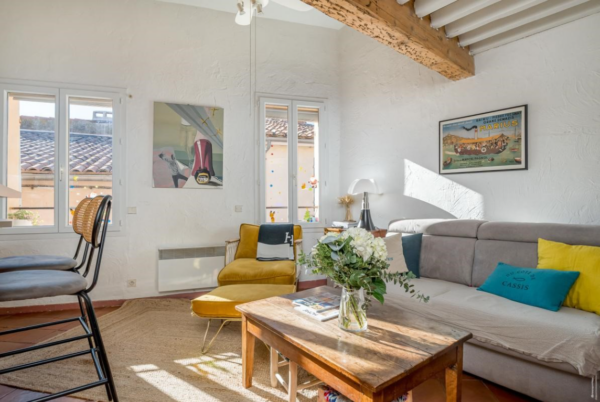 Cassis France Apartment bitcoin, crypto, luxury homes