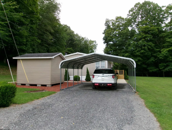 Fairmont United States House garage