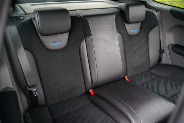 Ford Focus RS back seat