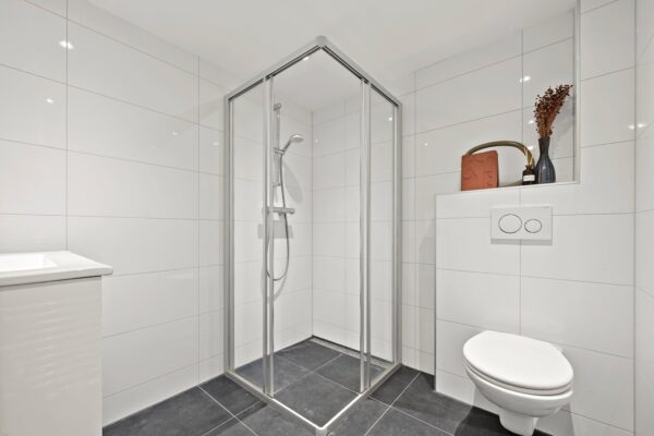 Hague Netherlands Apartment bathroom