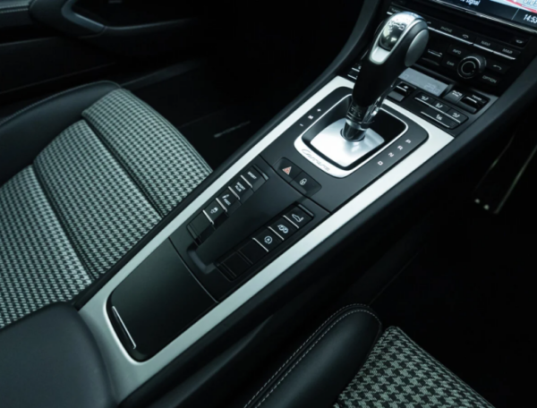 Porsche 911 gear stick