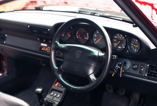 Porsche 911 Carrera cockpit