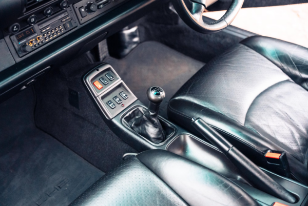 Porsche 911 Carrera gear stick