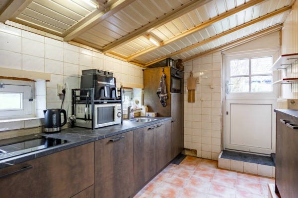 Rasquert Netherlands House kitchen