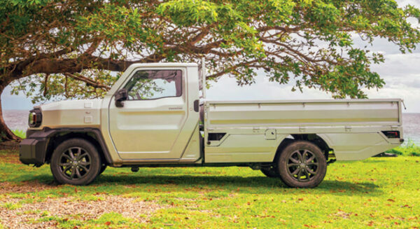 Toyota Tamaraw side view