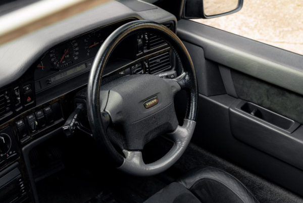 Volvo 850 R cockpit