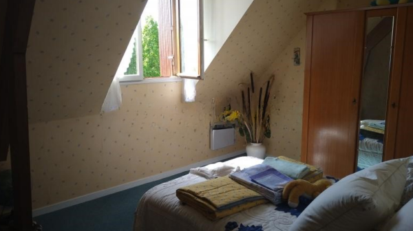 Corbeilles France House bedroom